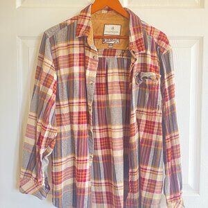 Legendary Whitetails Flannel – Buck Camp L